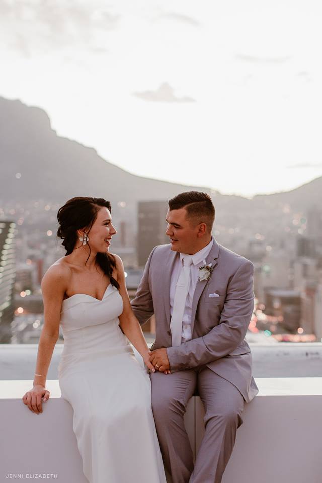 25659362_2054872677858049_638896557508248830_n